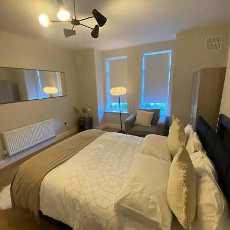 منزل للإقامة Extra Large In New House At Citywest