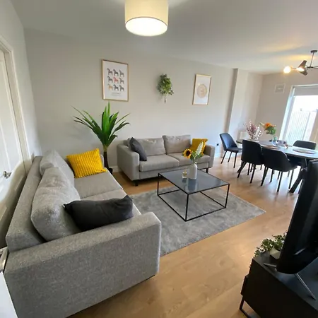 Extra Large In New House At Citywest