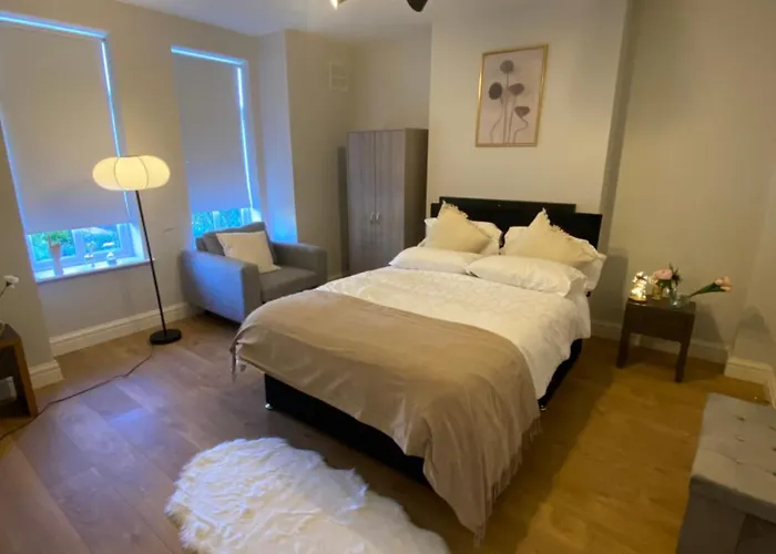 Extra Large In New House At Citywest Pansiyon