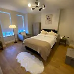Extra Large In New House At Citywest Alloggio in famiglia