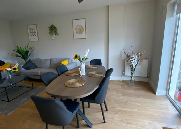 Extra Large In New House At Citywest Dublín